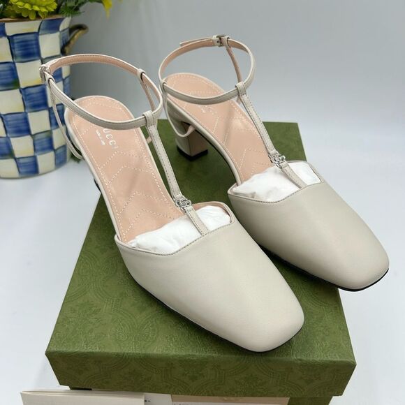 Women’s Gucci GG T-strap, leather sandals size 40.5 made in Italy - Picture 1 of 12